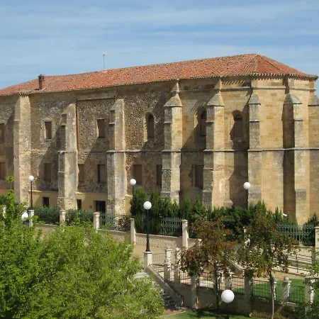 Moderno Y Centrico