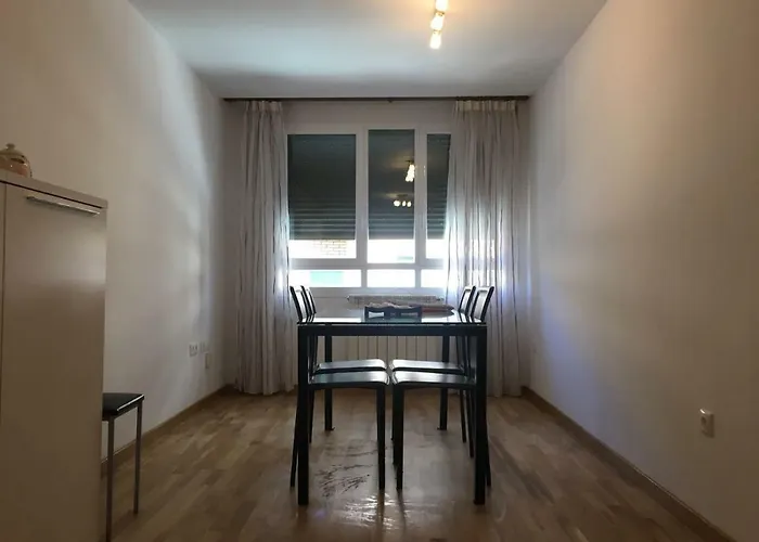 Moderno Y Centrico Lejlighed